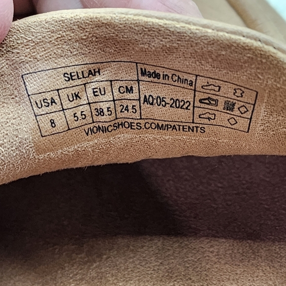 Vionic Women's Sellah Leather Loafers Minimalist Luxury Sz 8 - Picture 9 of 9